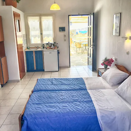 Helena Aparthotel Chora (Ios)