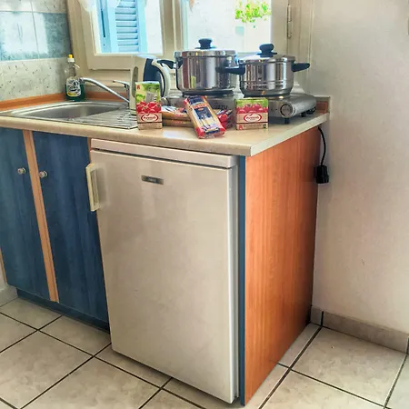 海伦娜旅馆 公寓式酒店 伊奥斯乔拉