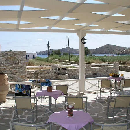 Helena شقة فندقية *