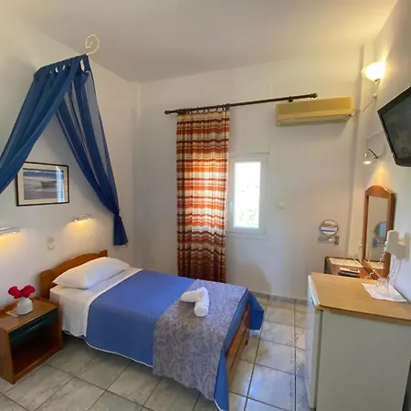 Helena Aparthotel *