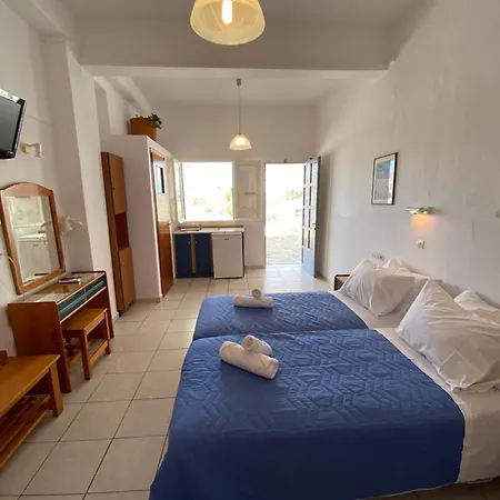 Helena Apartmanhotel Íosz