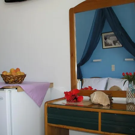 Helena Aparthotel *