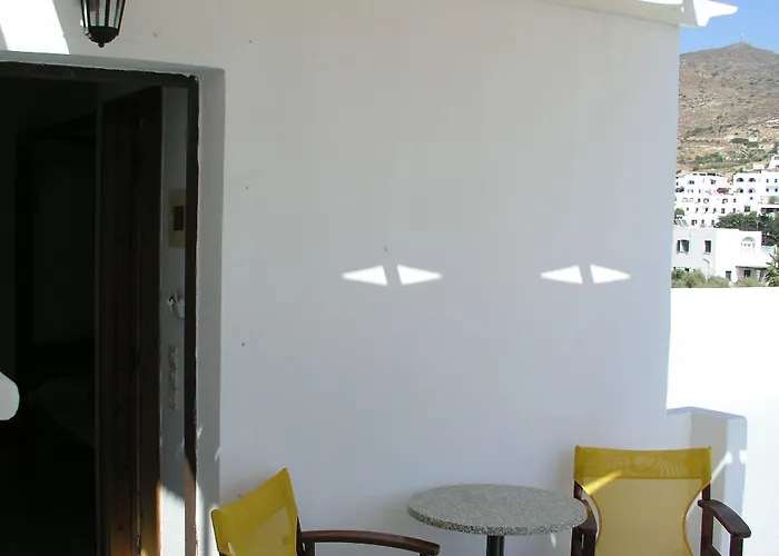 Apart-hotel Helena Chora (Ios)